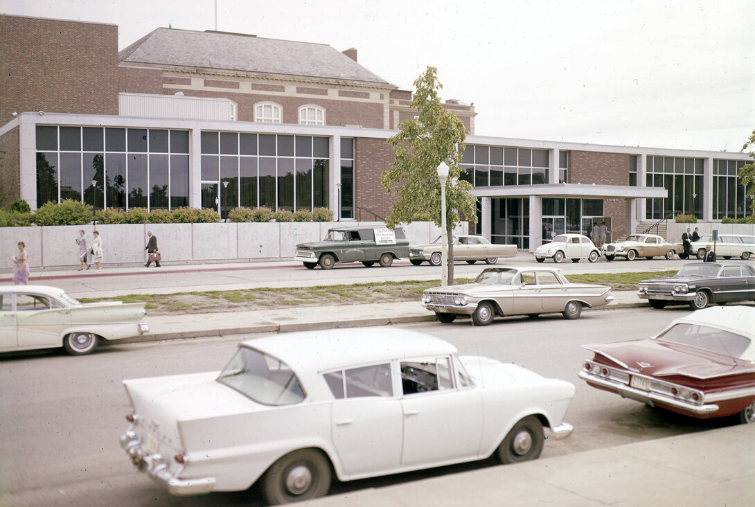 An exterior view of the Nebraska Union from 1964 shows the edition completed in 1959.